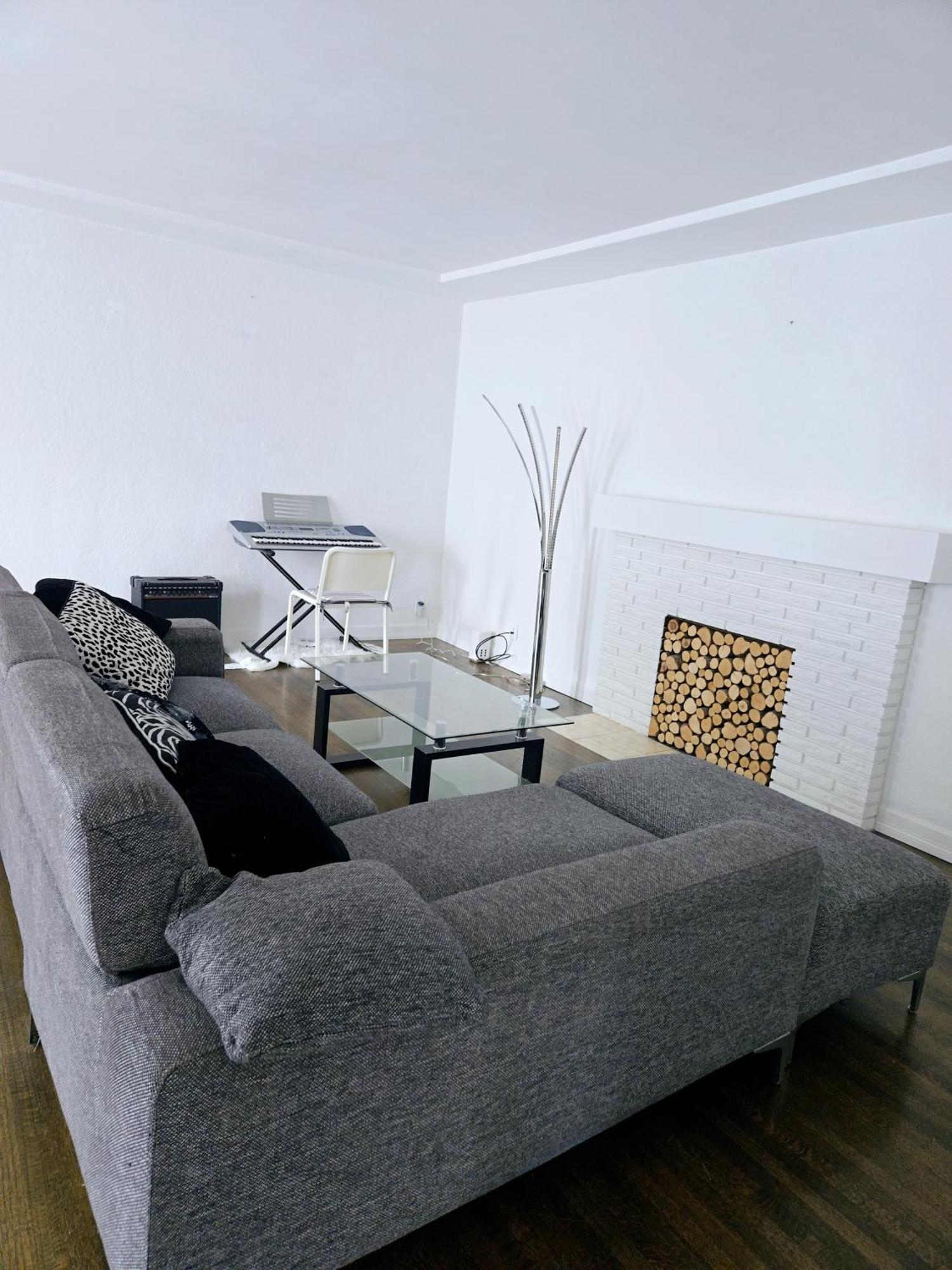 Lovely Cozy Room! With Attached Private Bath In The Heart Of Vancouver! Private Parking & Self Check-In! Экстерьер фото